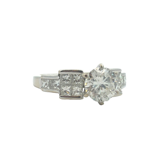 18k White Gold 1.67ctw (0.72ctw) Round & Princess Diamond Engagement Ring1