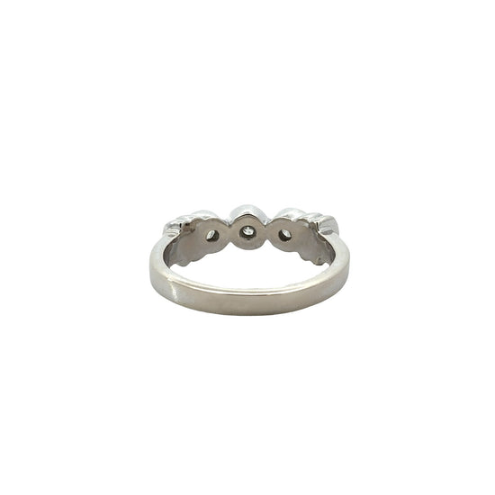 14k White Gold Three-Stone 0.50cttw Diamond Bezel-Set Band3