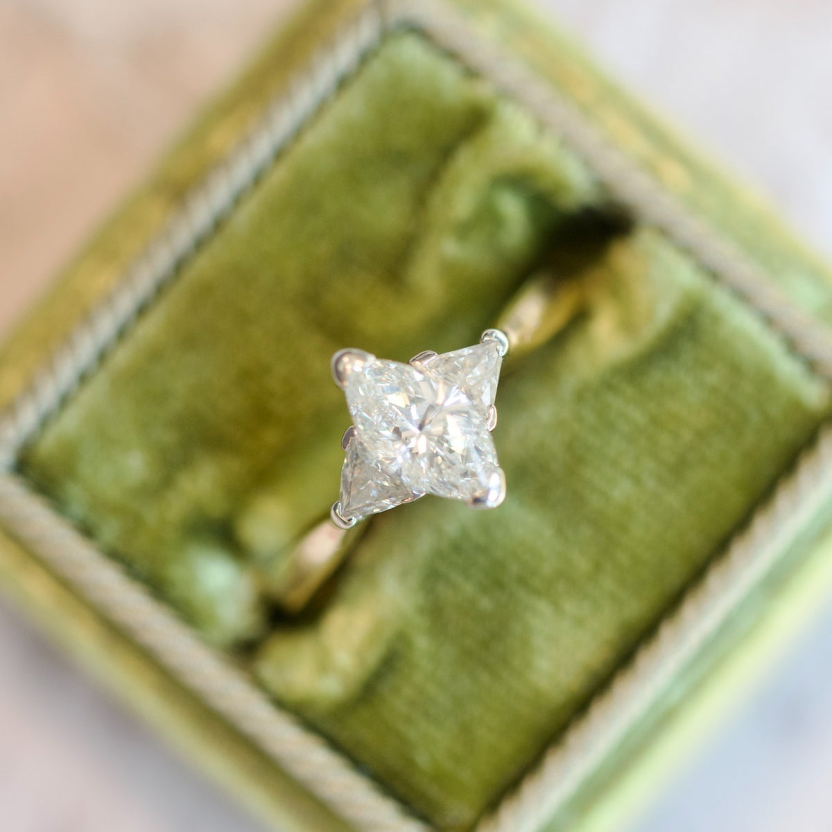 14k Yellow Gold Three-Stone 1.32cttw Diamond Engagement Ring0