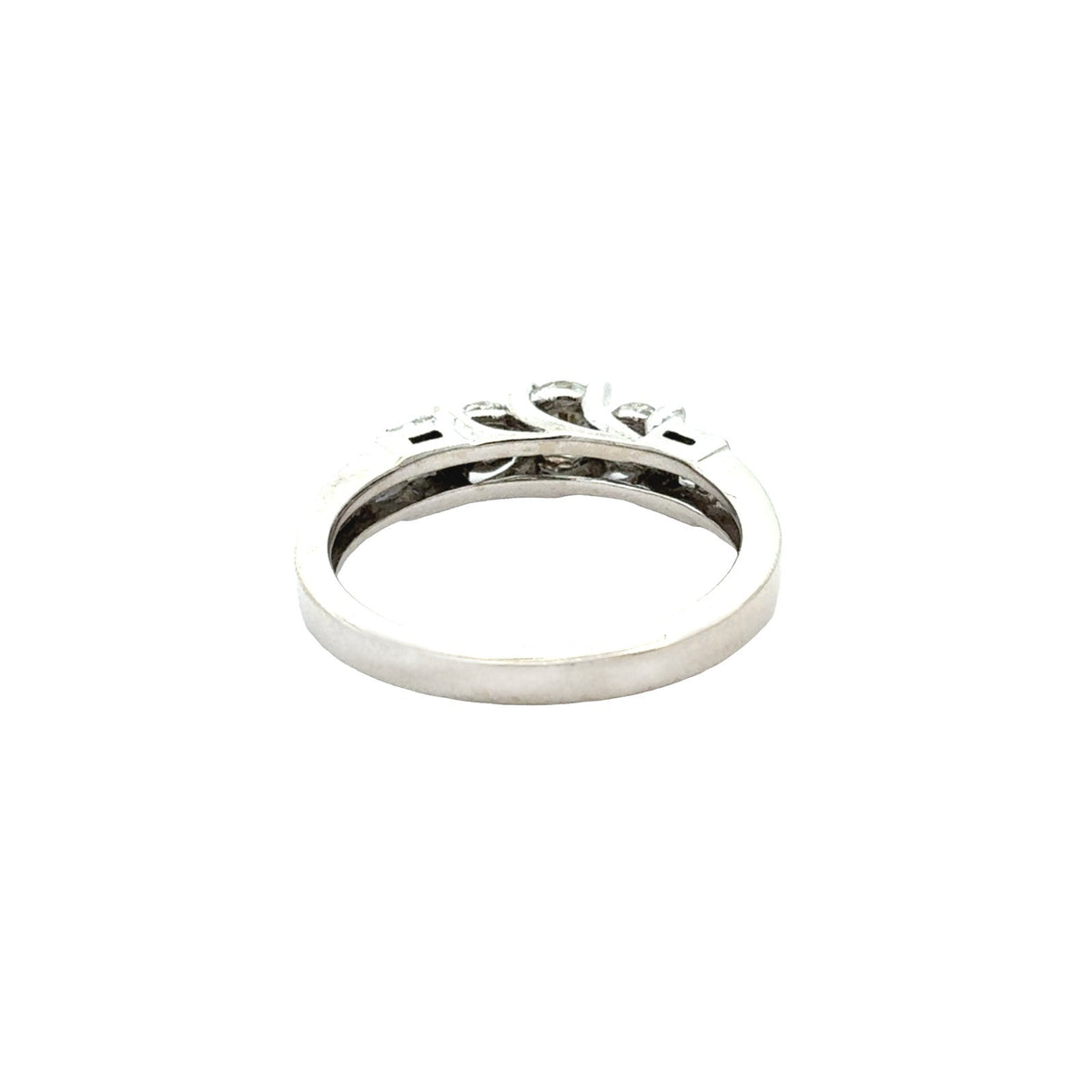 14k White Gold Stamped 1.02cttw Diamond Three-Stone Diamond Engagement Ring4