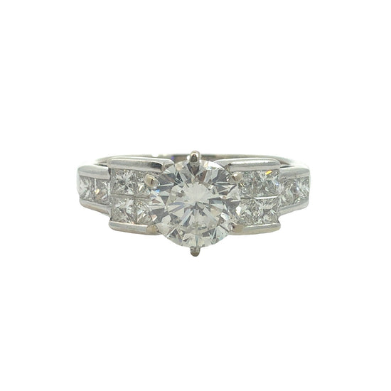 18k White Gold 1.67ctw (0.72ctw) Round & Princess Diamond Engagement Ring0