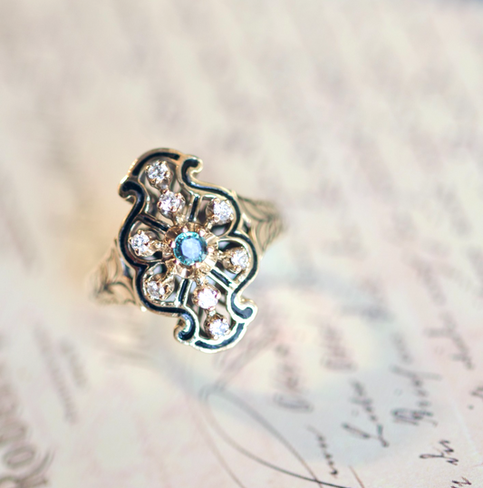 Vintage 13k Yellow Gold 0.12tcw Chrysoberyl and 0.21cttw Diamond Cluster Ring0
