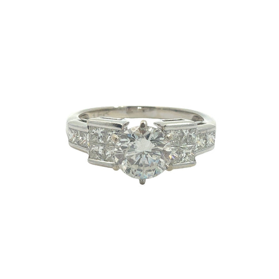 18k White Gold 1.67ctw (0.72ctw) Round & Princess Diamond Engagement Ring4