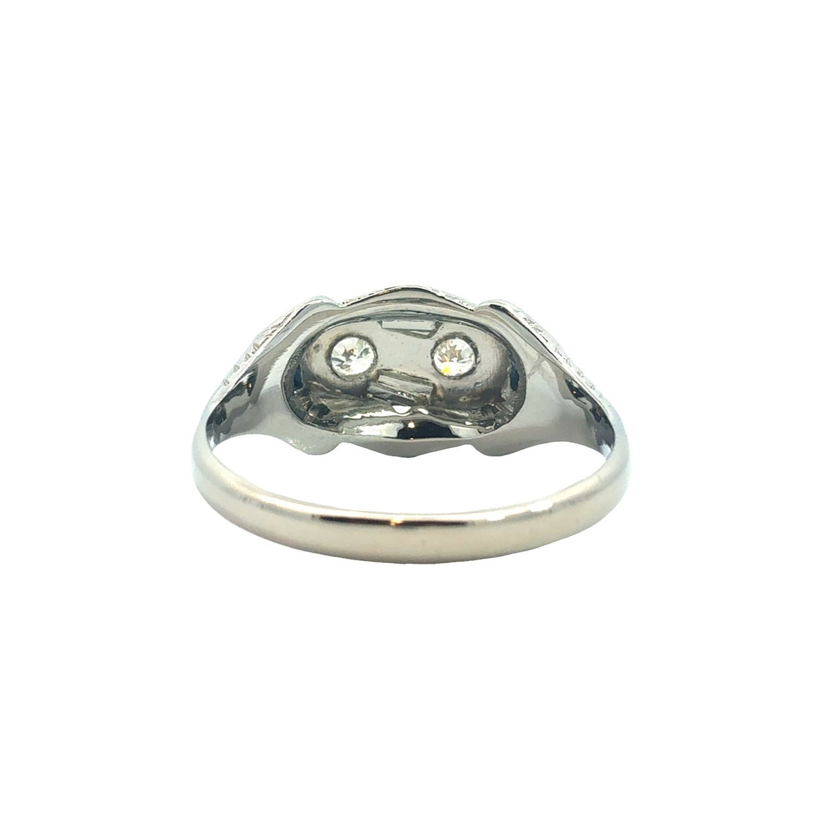 Vintage 18k White Gold 0.14ctw Diamond and 0.08ctw Sapphire Ring3